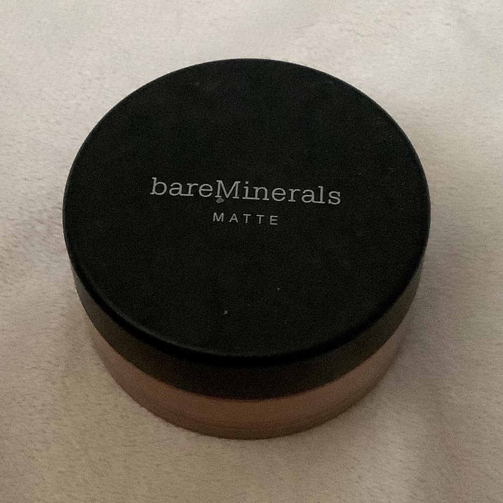 Bare minerals foundation